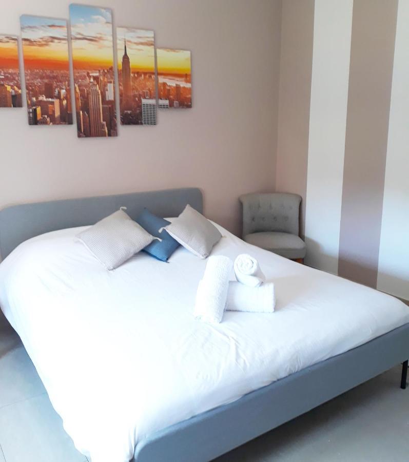 Stanza Vacanza Confortevole In Appartamento Ad Un Passo Dal Mare Vallecrosia Exterior foto